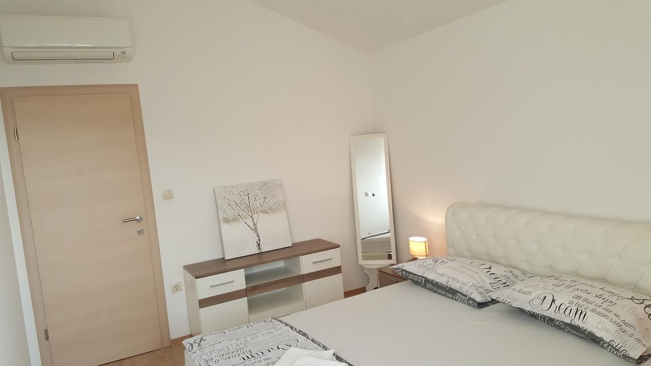 Apartman Baric Sevid Luaran gambar