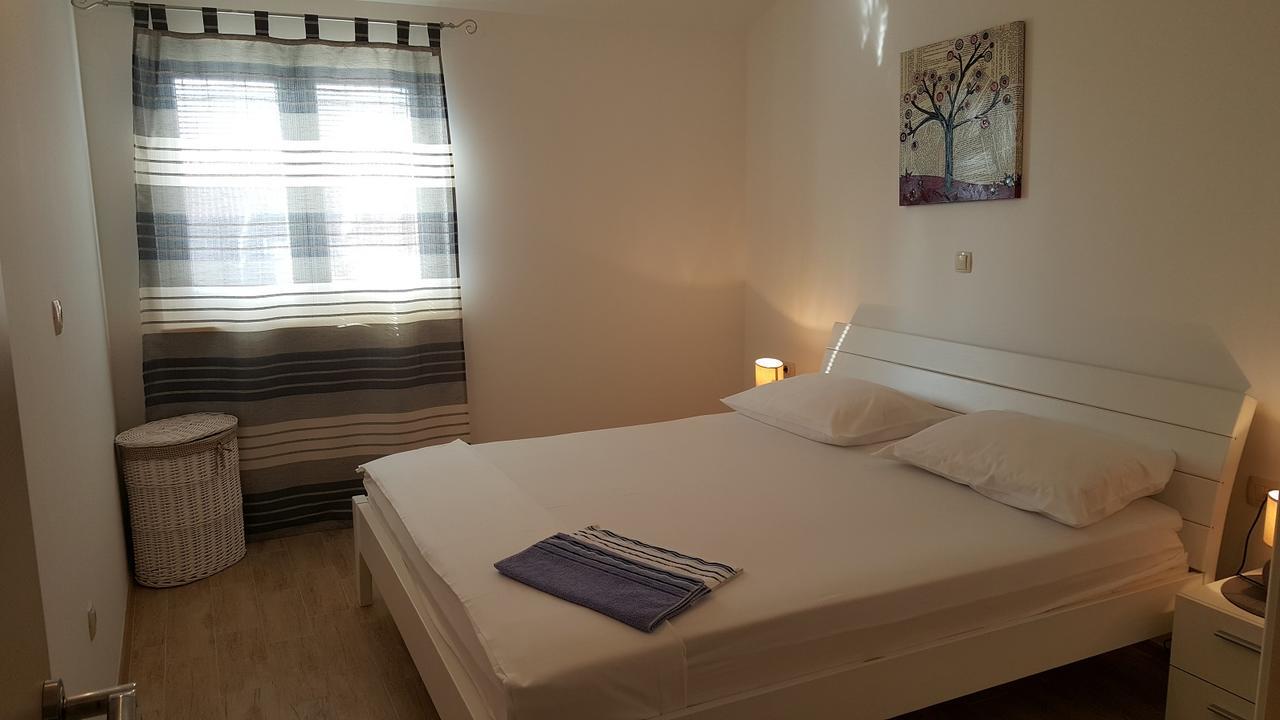Apartman Baric Sevid Luaran gambar