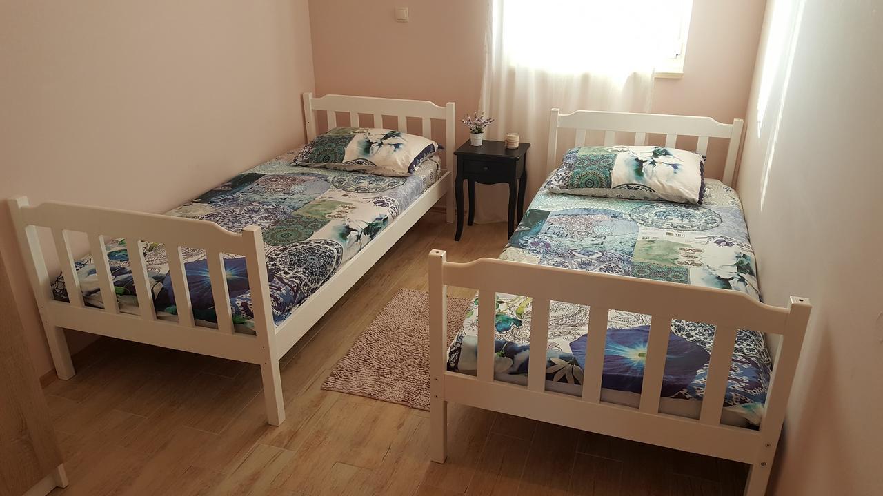 Apartman Baric Sevid Luaran gambar