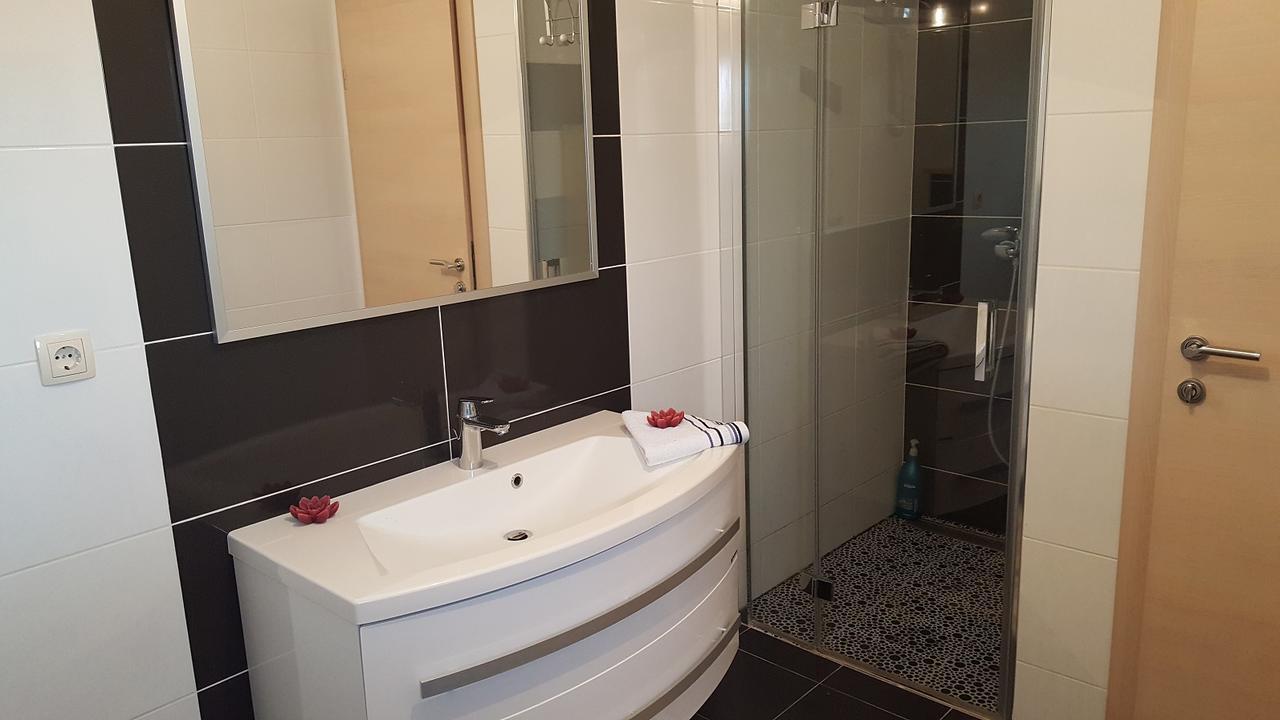 Apartman Baric Sevid Luaran gambar