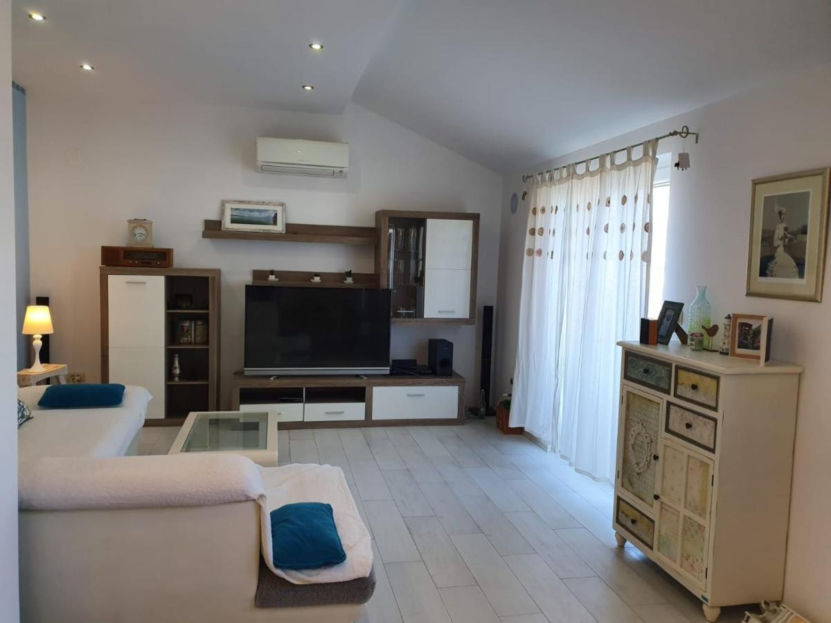 Apartman Baric Sevid Luaran gambar